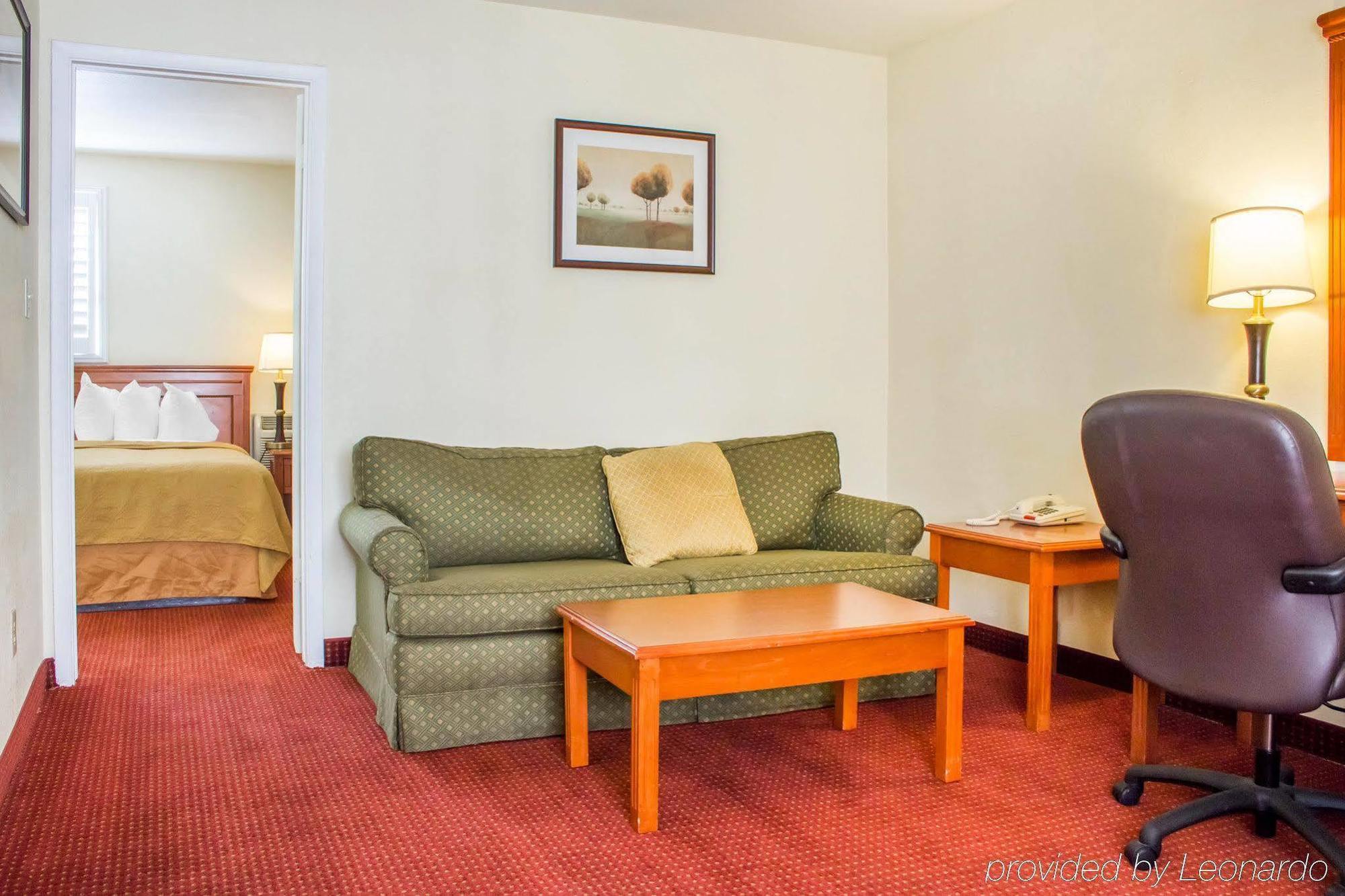 Hotel Ramada By Wyndham Tempe Near Asu Zewnętrze zdjęcie