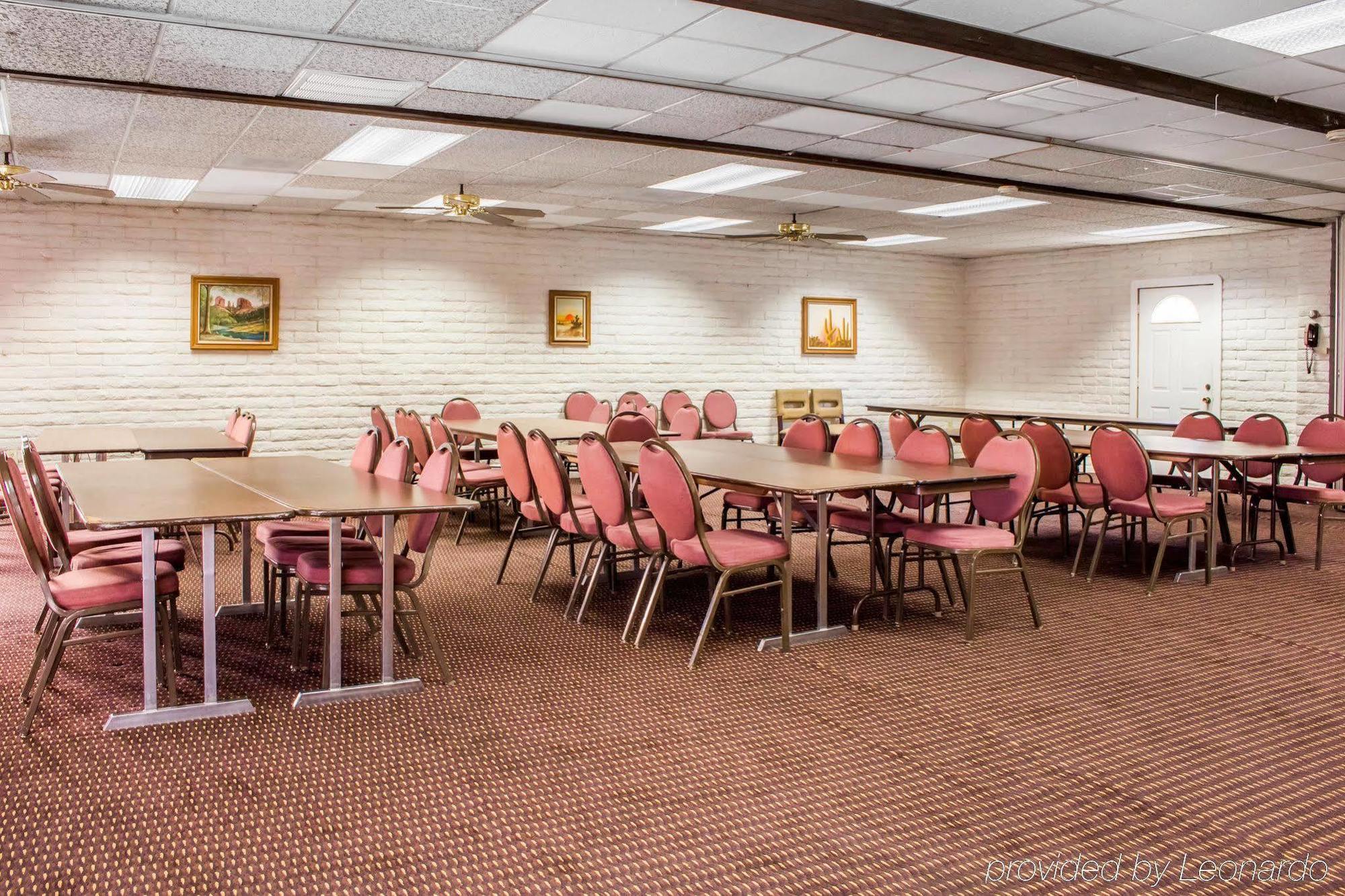 Hotel Ramada By Wyndham Tempe Near Asu Zewnętrze zdjęcie