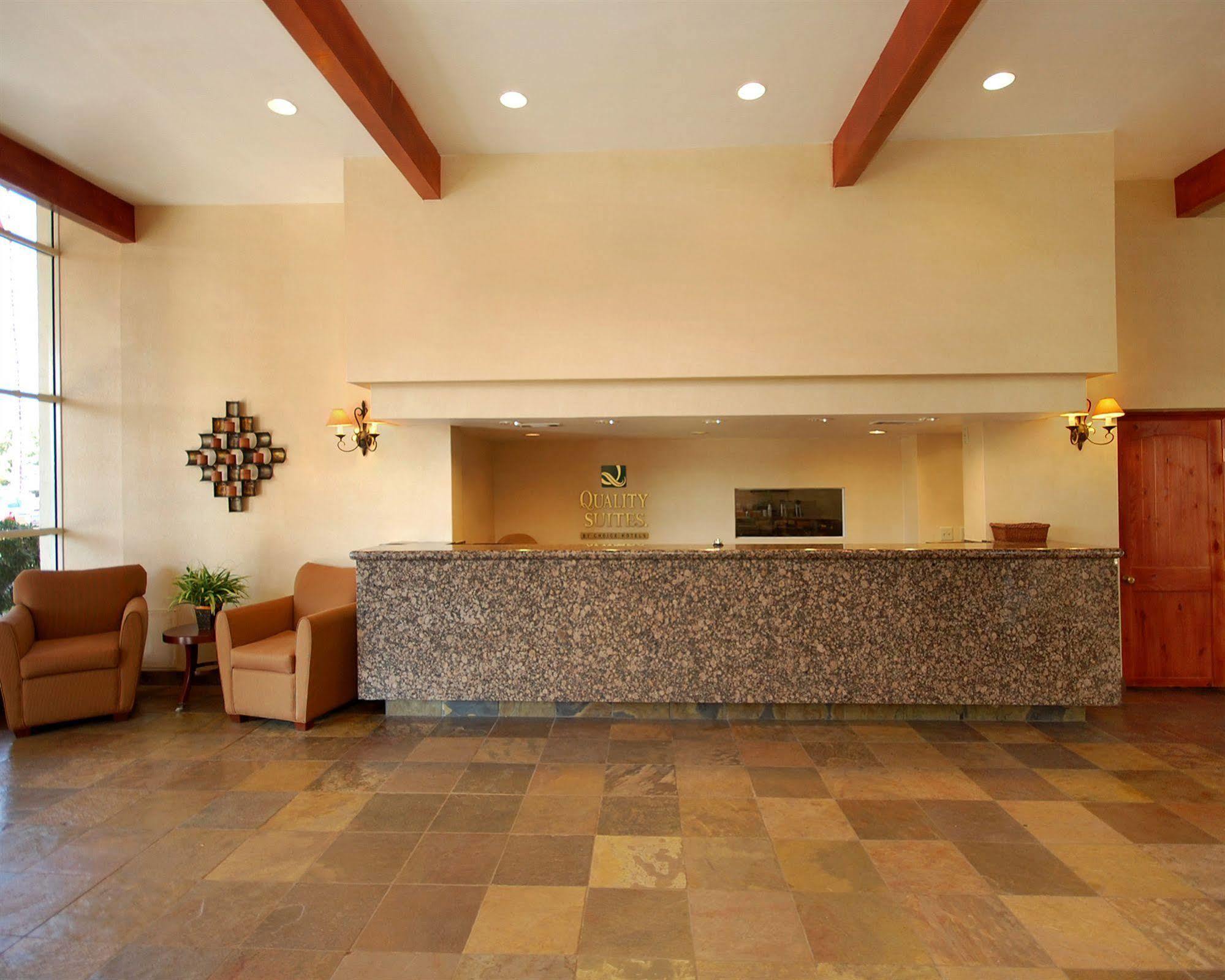 Hotel Ramada By Wyndham Tempe Near Asu Zewnętrze zdjęcie